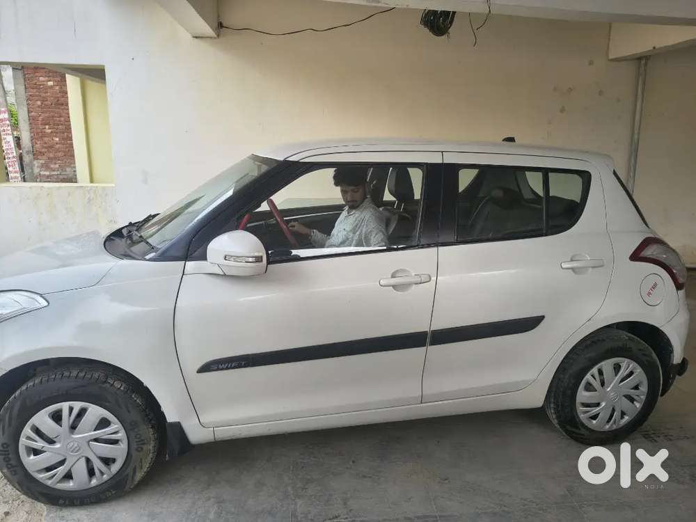 Maruti Swift Vxi 2015