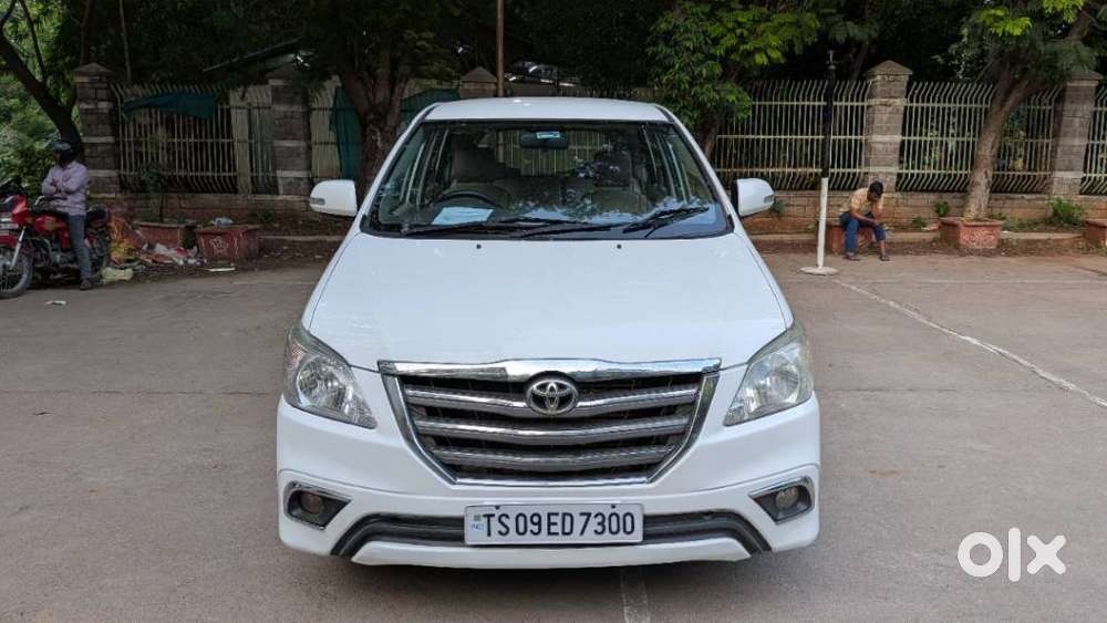 Toyota Innova 2.5 Vx 8 Str, 2015, Diesel