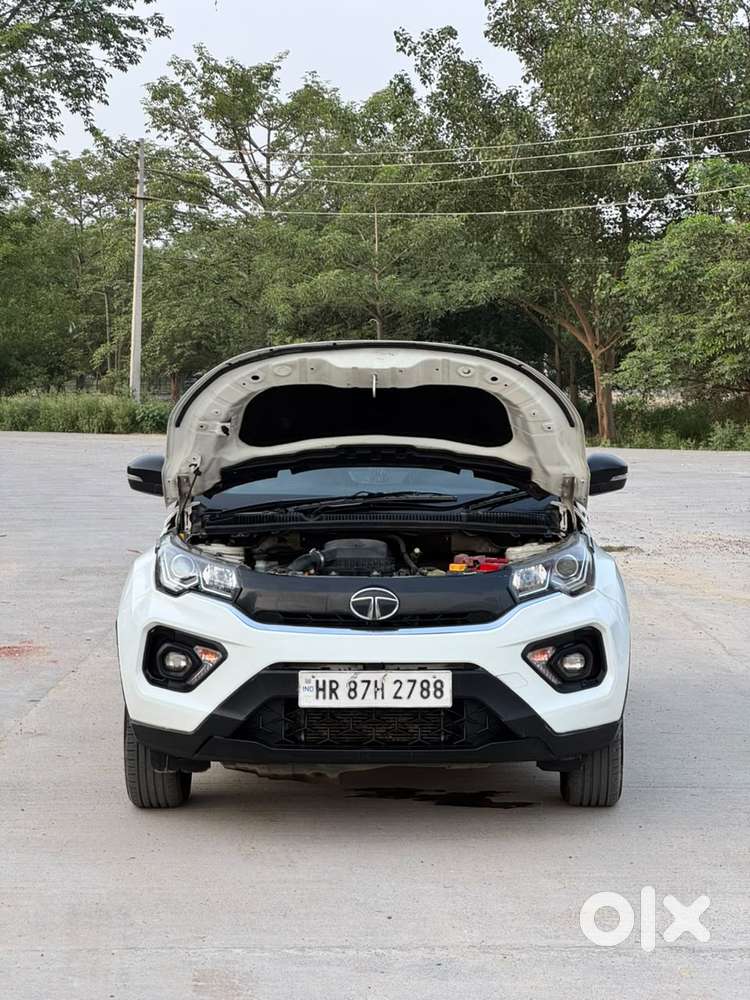 Tata Nexon 1.2 Revotron Xt, 2022, Petrol