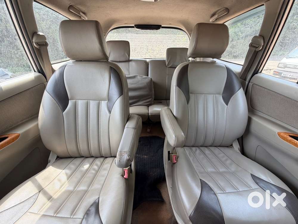 Toyota Innova Diesel 2011