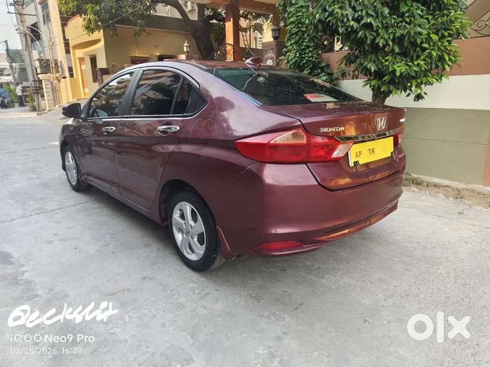 Honda City Diesel Manual 2015 Sunroof Vehicle