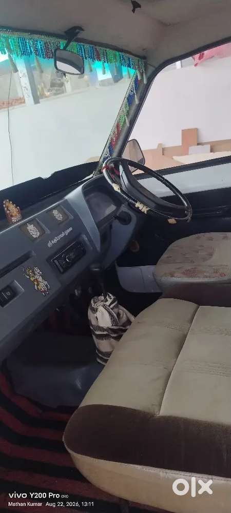 Tata Sumo Spacio 2000 Variant Gold,