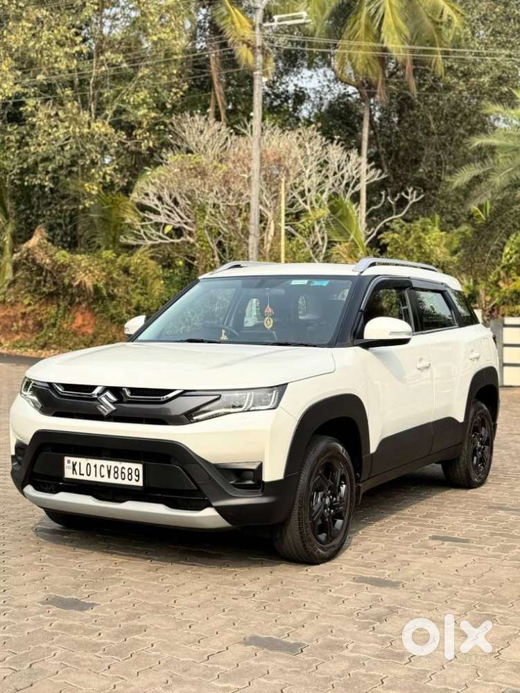 Maruti Suzuki Brezza 1.5 Zxi Smart Hybrid, 2022, Petrol
