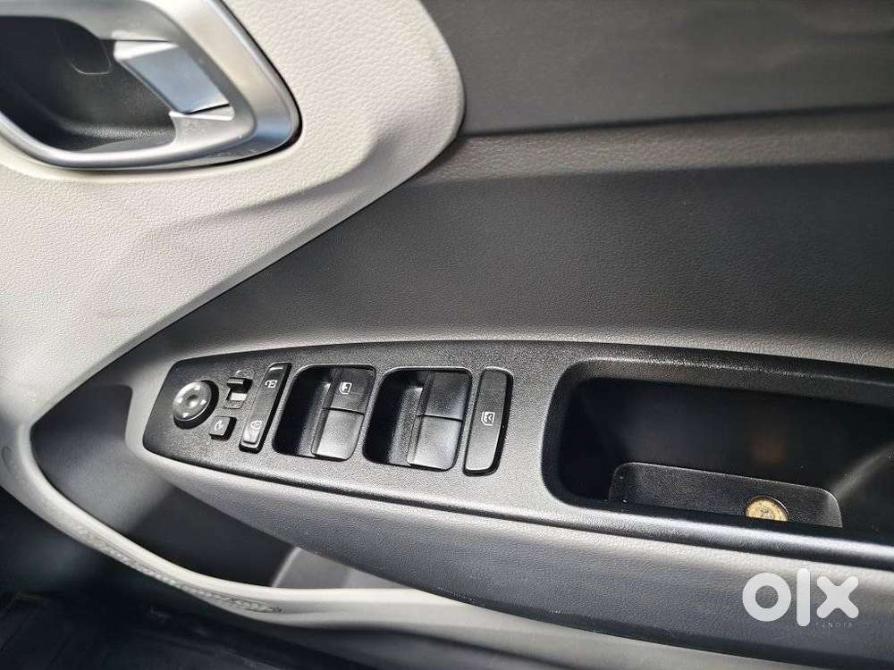 Hyundai Grand I10 Nios 1.2 Kappa Vtvt Sportz Cng, 2020, Cng & Hybrid..