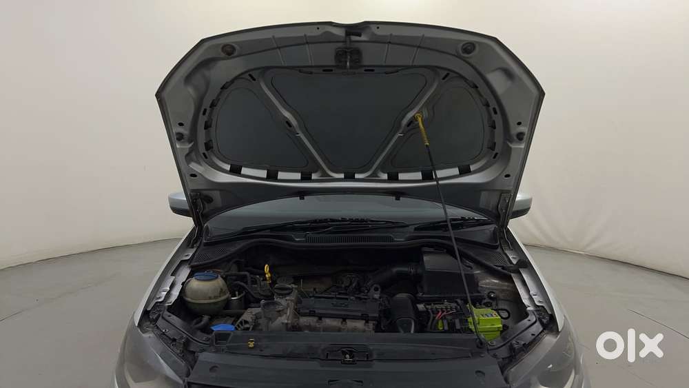 Volkswagen Polo Petrol Comfortline 1.2l, 2015, Petrol