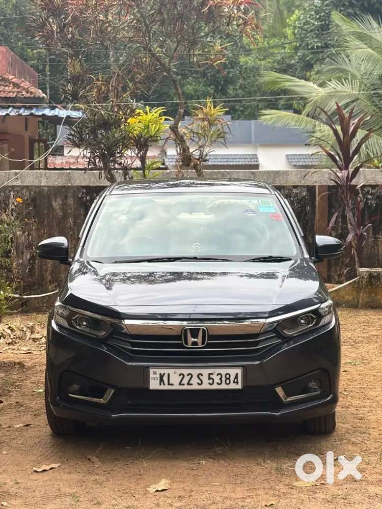 Honda Amaze 2024 Petrol Well Maintained