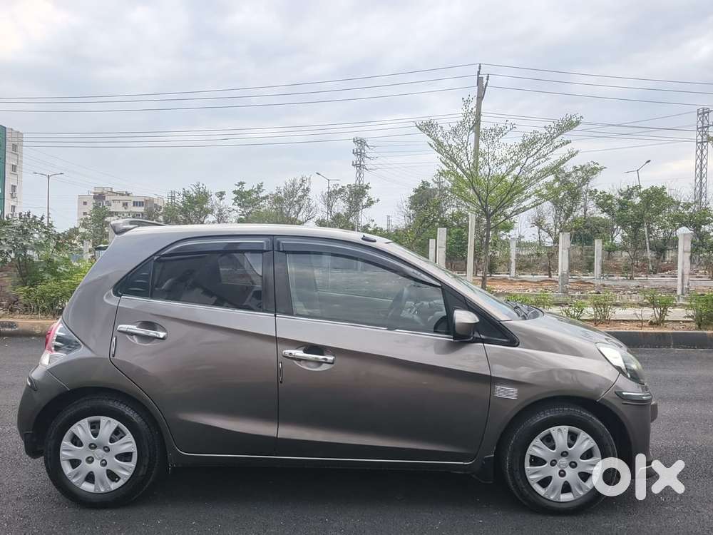 Honda Brio V Mt, 2012, Petrol
