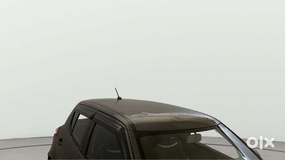 Maruti Suzuki Swift 1.2 Lxi (o), 2017, Petrol