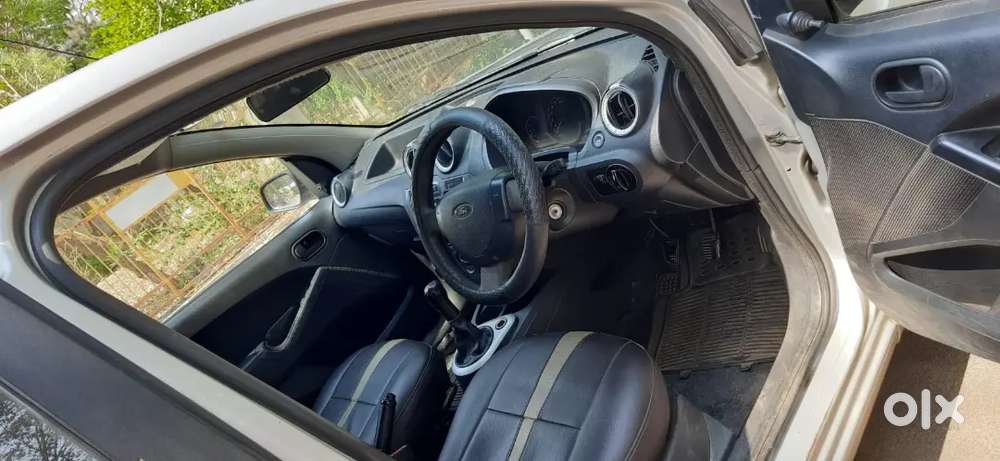 Ford Figo 2013 Diesel 140000 Km Driven