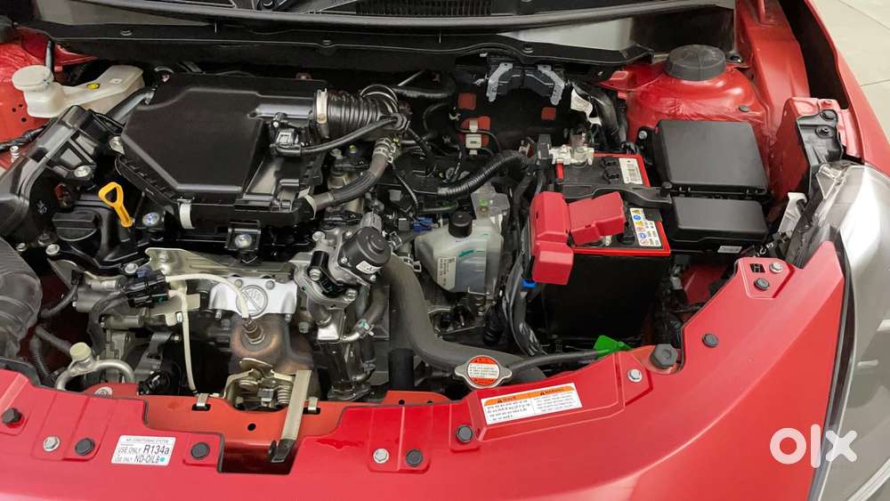 Maruti Suzuki Swift Zxi Plus Amt Dual Tone, 2025, Petrol