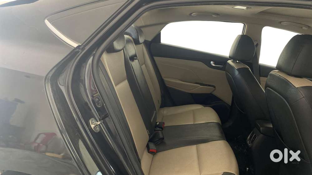 Hyundai Verna 1.6 Sx (o) Vtvt At, 2017, Petrol