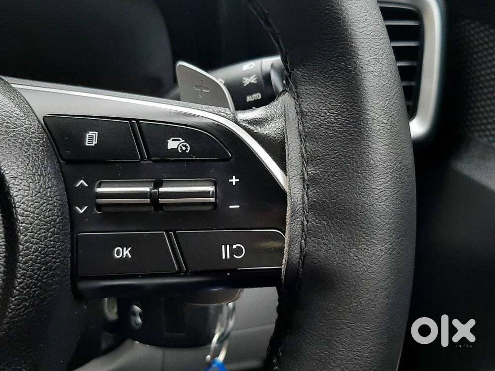 Hyundai Venue 1.0 S (o) Turbo Dct, 2023, Petrol