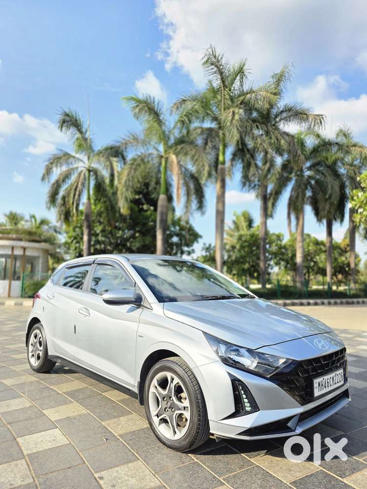 Hyundai I20 Sportz 1.2 Ivt, 2023, Petrol