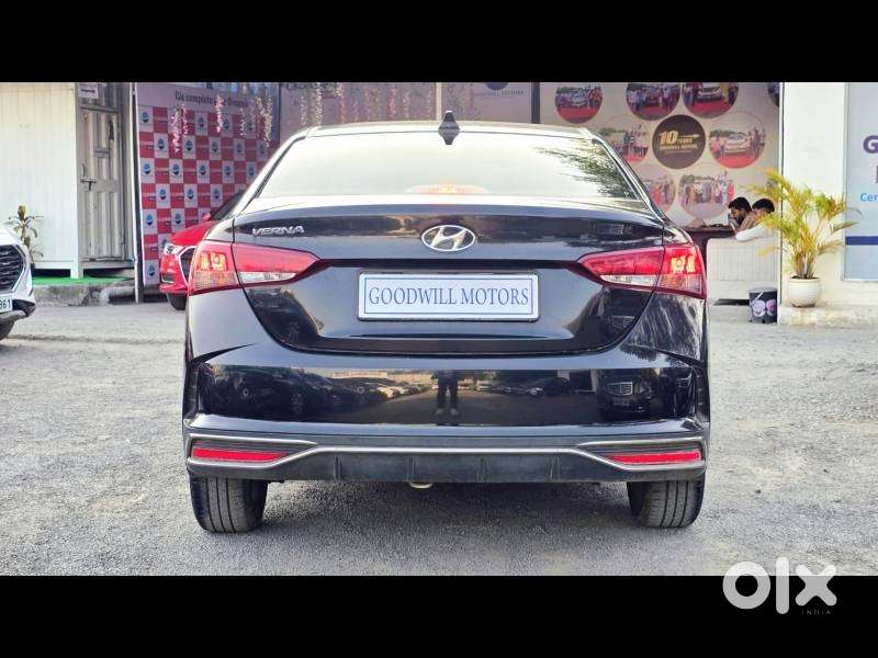 Hyundai Verna, 2023, Petrol