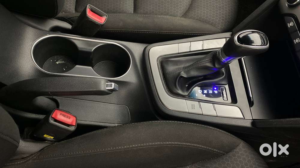 Hyundai New Elantra [2016-2019] 2.0 Sx Petrol At, 2018, Petrol