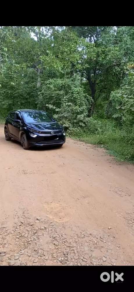 Tata Altroz 2021xz+ Dark Edition