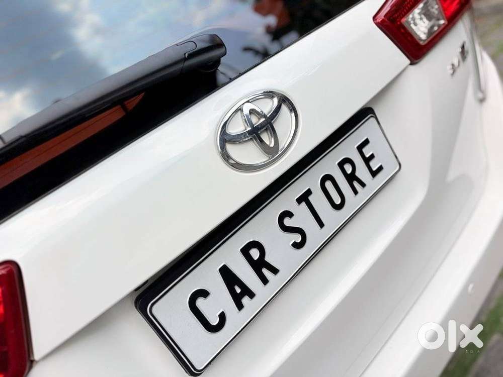 Toyota Innova Crysta 2.4 V, 2017, Diesel