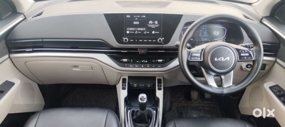 Kia Carens 1.5 Prestige Plus 7 Str Imt, 2023, Petrol