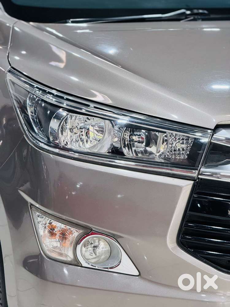 Toyota Innova Crysta 2.8 Z, 2016, Diesel