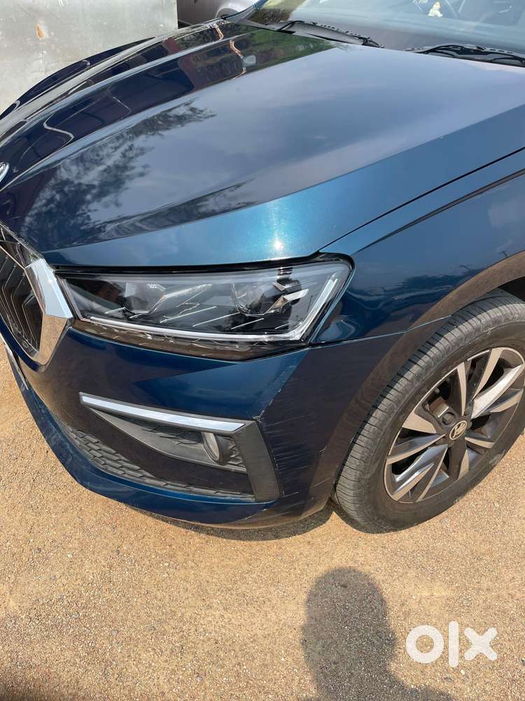 Skoda Slavia 1.0 Tsi Style At, 2024, Petrol