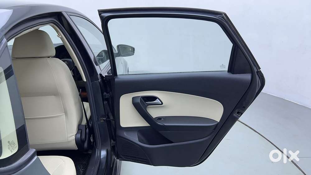 Volkswagen Vento 1.0 Highline Plus At, 2019, Petrol
