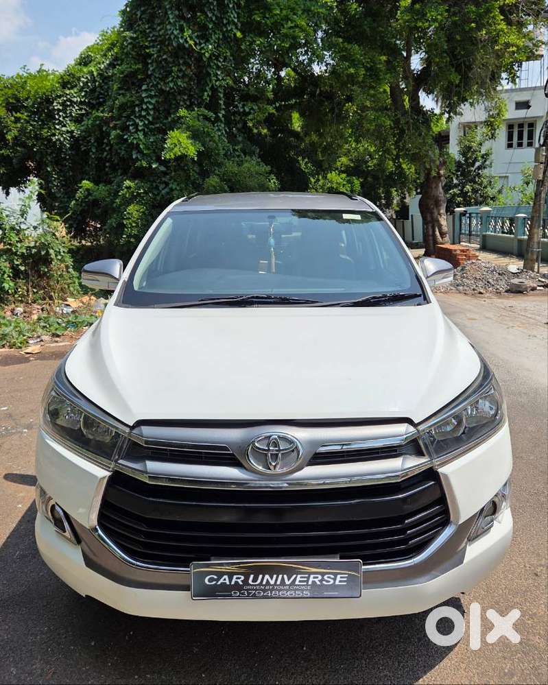 Toyota Innova Crysta 2.8 Gx At 7 Str, 2016, Diesel