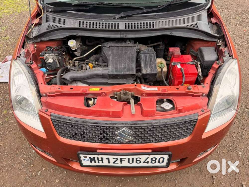 Maruti Suzuki Swift Zxi Bsiv, 2010, Petrol