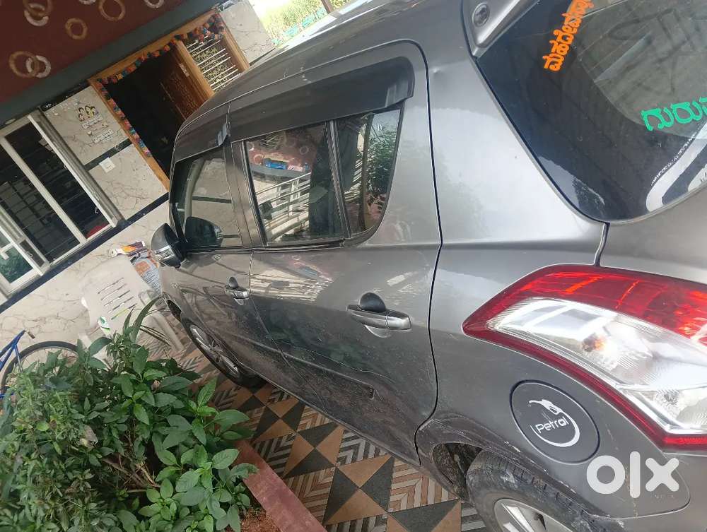 Maruti Suzuki Swift Zxi 2014 Petrol Manual