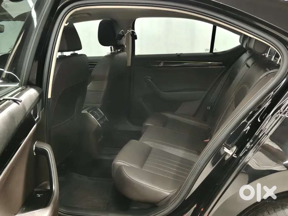 Skoda Superb 2.0 L&k Tsi At, 2021, Petrol