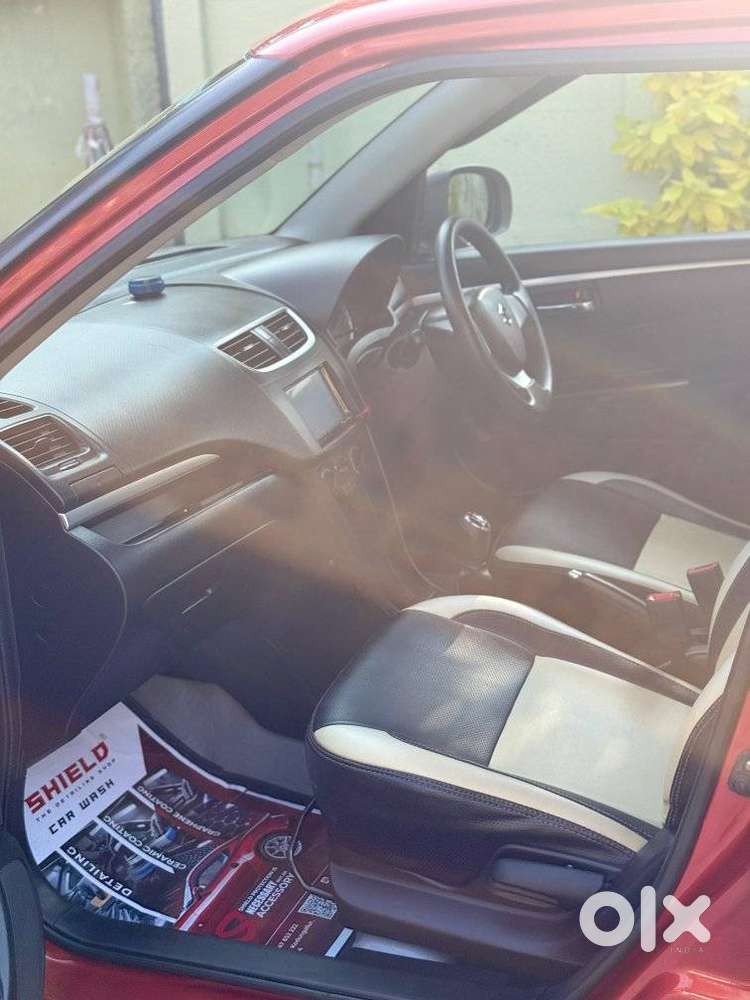 Maruti Suzuki Swift Vxi + Manual, 2014, Petrol