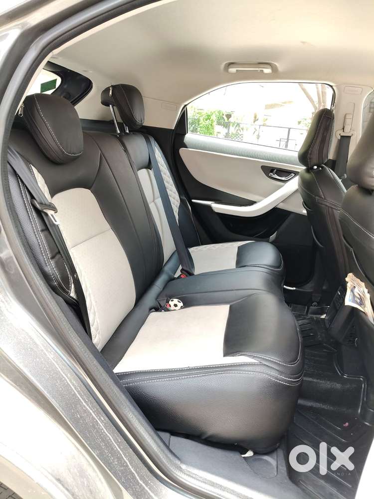 Tata Nexon Creative 1.2 Revotron Petrol 6 Mt Dt, 2024, Cng & Hybrids