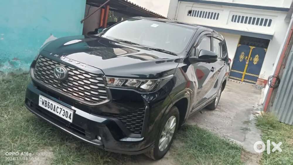 Toyota Innova Hycross 2024 Variant Ready