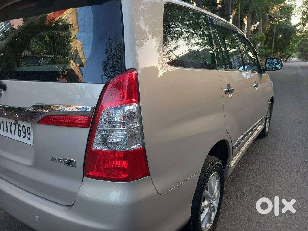 Toyota Innova 2.5 Z Diesel 7 Seater, 2014, Diesel