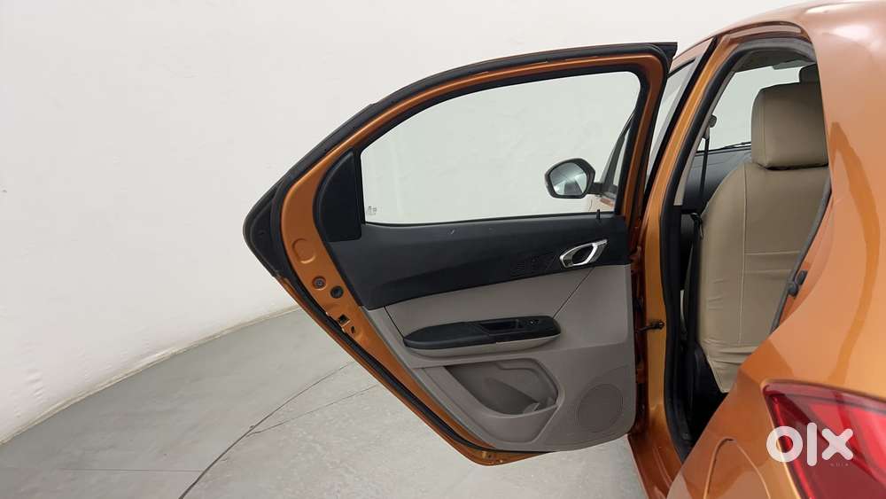 Tata Tiago Xz, 2016, Petrol