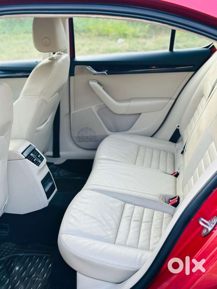 Skoda Octavia 2.0 Elegance Tdi Cr At, 2015, Diesel