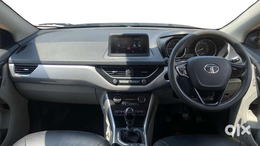 Tata Nexon 1.2 Revotron Xz, 2018, Petrol