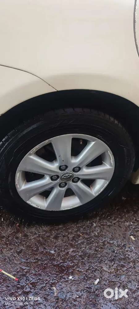 Toyota Corolla Altis 2010