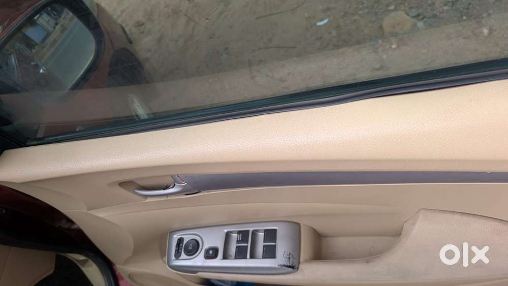 *honda City 2010 - I-vtec 1.5 For Sale*