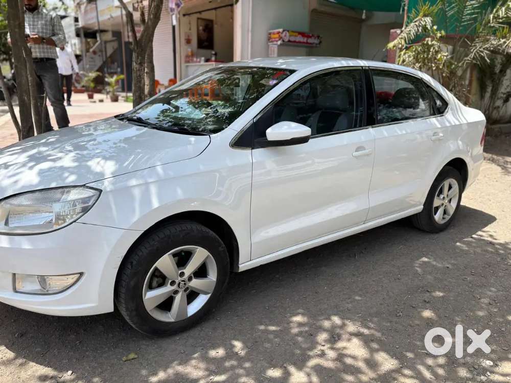 Skoda Rapid Ambition 2016 Diesel Manual Car