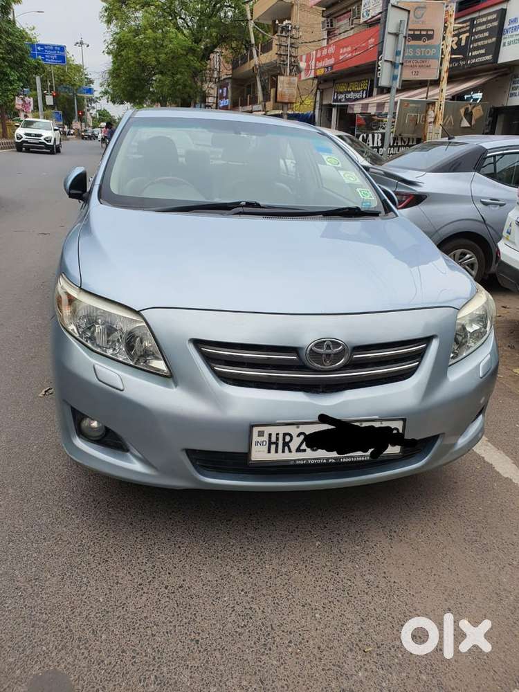 Toyota Corolla Altis 2015 Petrol 130000 Km Driven