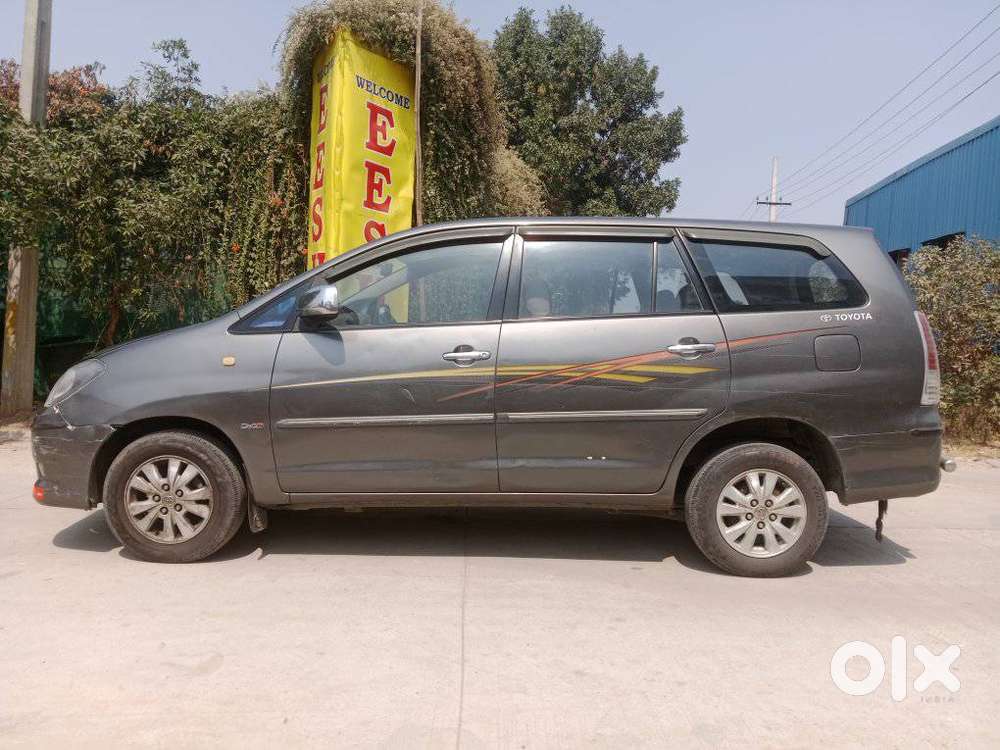 Toyota Innova 2.5 V 7 Str, 2009, Diesel