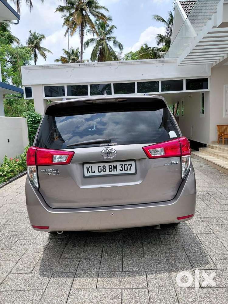 Toyota Innova Crysta 2017 Diesel 92386 Km Driven