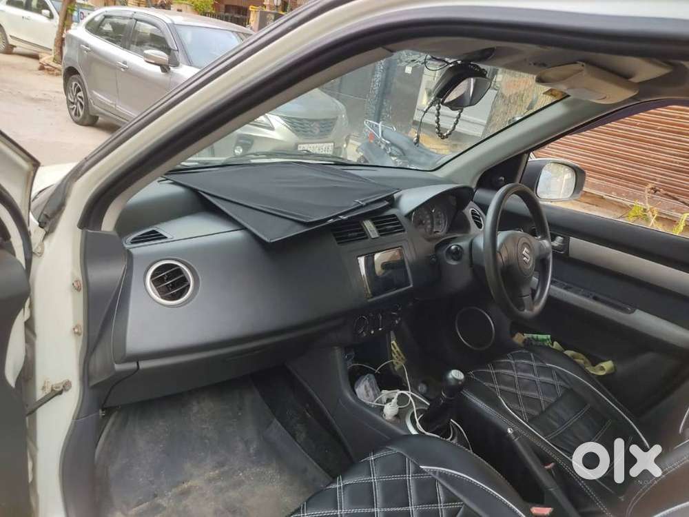 Cng Maruti Dezire In Good Condition (owner's Car)