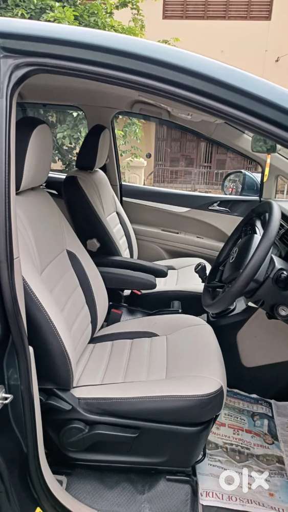 Mahindra Marazzo M8, 2018, Diesel