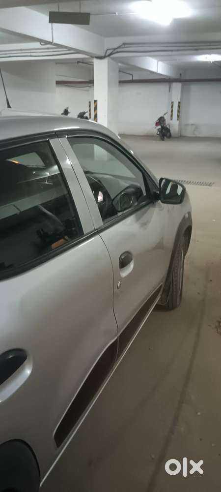 ગાડી કી એવરેજ અચ્છી હૈ કિડ ગાડી હૈ 2021 કા મોડલ હે 16000 ઘૂમી હૈ