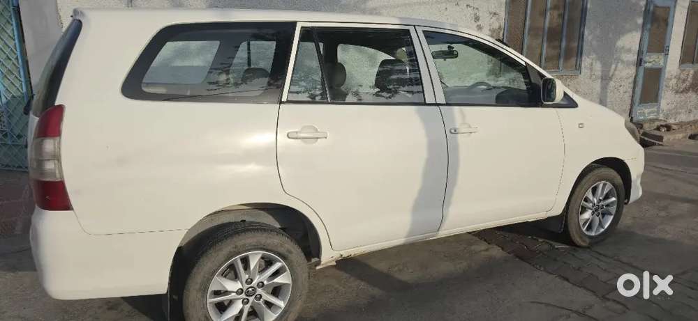 Toyota Innova 2008 Diesel 259727 Km Driven