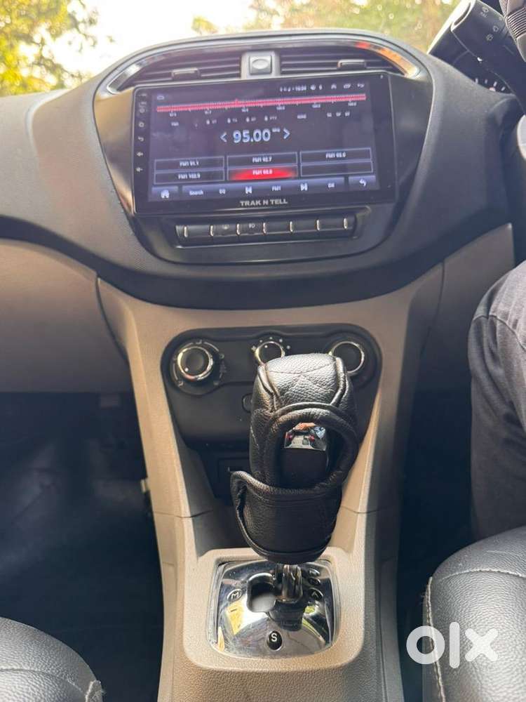 Tata Car Petrol 2018