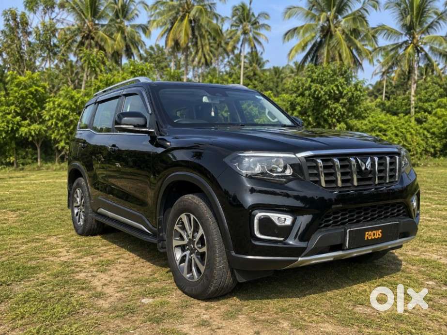 Mahindra Scorpio, 2023, Petrol