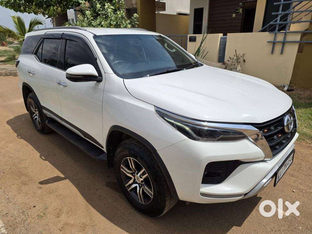 Toyota Fortuner 4x2 Mt 2.8 Diesel, 2021, Diesel