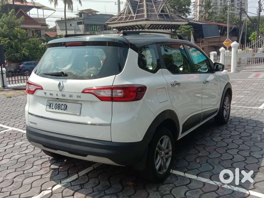 Renault Triber 1.0 Rxz Amt Dual Tone, 2021, Petrol